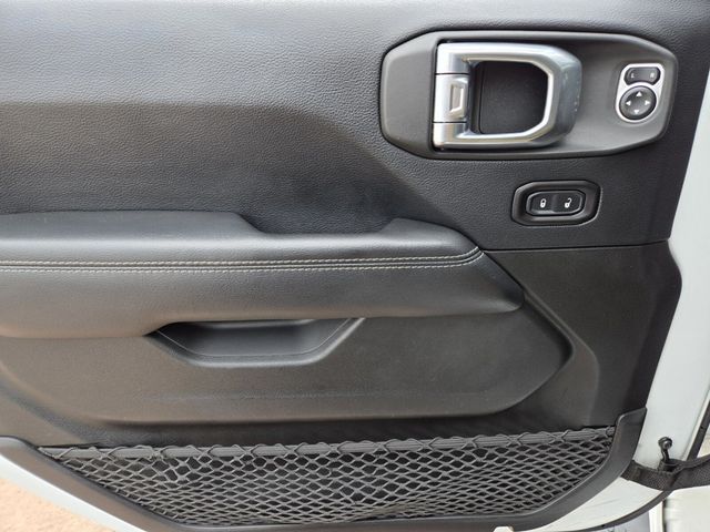 2018 Jeep Wrangler Unlimited Sahara 4x4 - 22951821 - 14