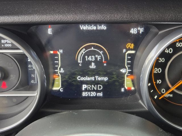 2018 Jeep Wrangler Unlimited Sahara 4x4 - 22951821 - 16