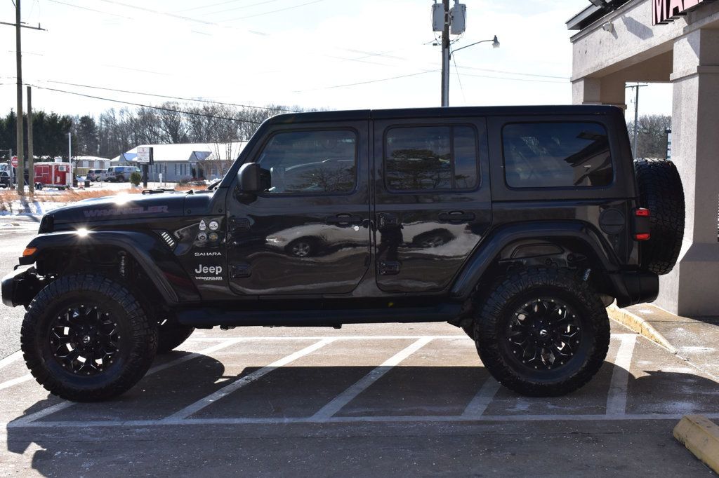 2018 Jeep Wrangler Unlimited Sahara 4x4 - 22743499 - 4