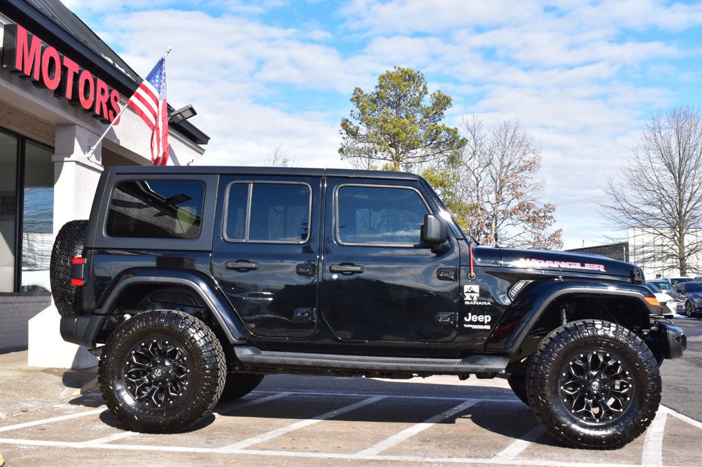 2018 Jeep Wrangler Unlimited Sahara 4x4 - 22743499 - 5