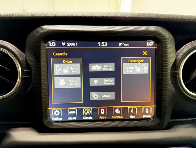 2018 Jeep Wrangler Unlimited Sahara photo 20