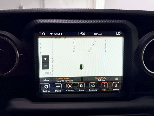 2018 Jeep Wrangler Unlimited Sahara photo 21