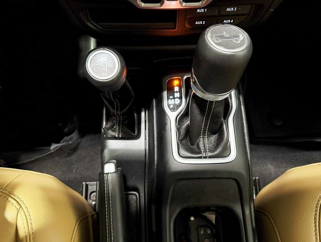 2018 Jeep Wrangler Unlimited Sahara photo 29
