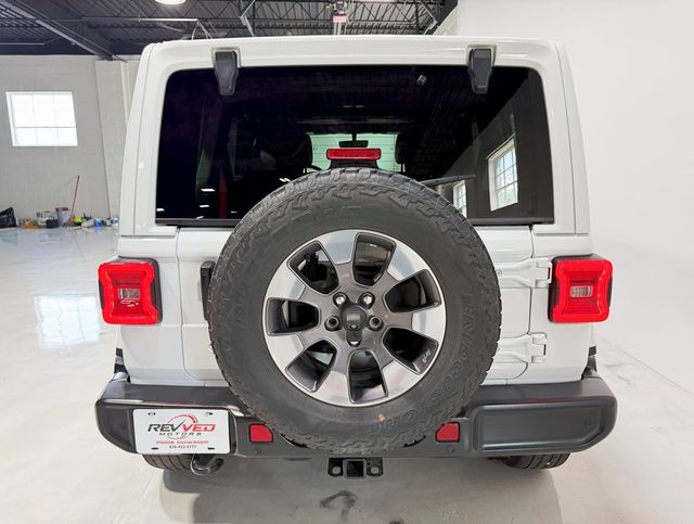 2018 Jeep Wrangler Unlimited Sahara photo 5