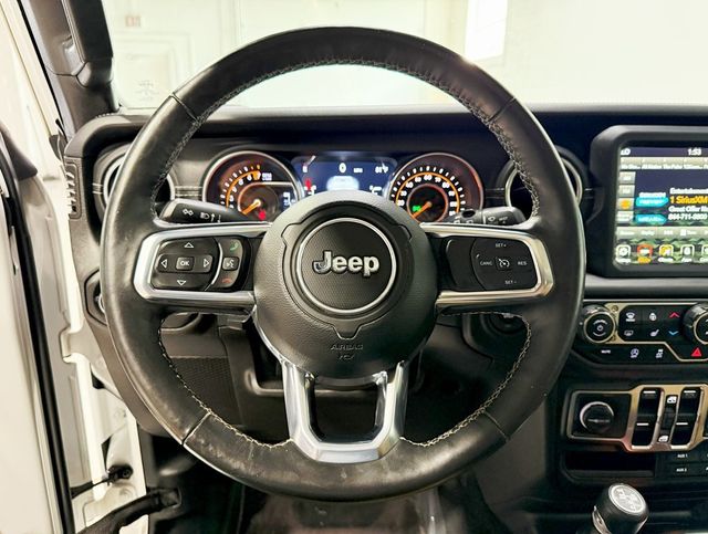 2018 Jeep Wrangler Unlimited Sahara photo 9