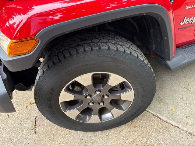 2018 Jeep Wrangler Unlimited Sahara 4x4 - 23075880 - 1