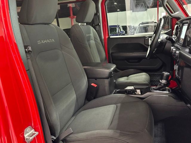 2018 Jeep Wrangler Unlimited Sahara 4x4 - 23075880 - 33