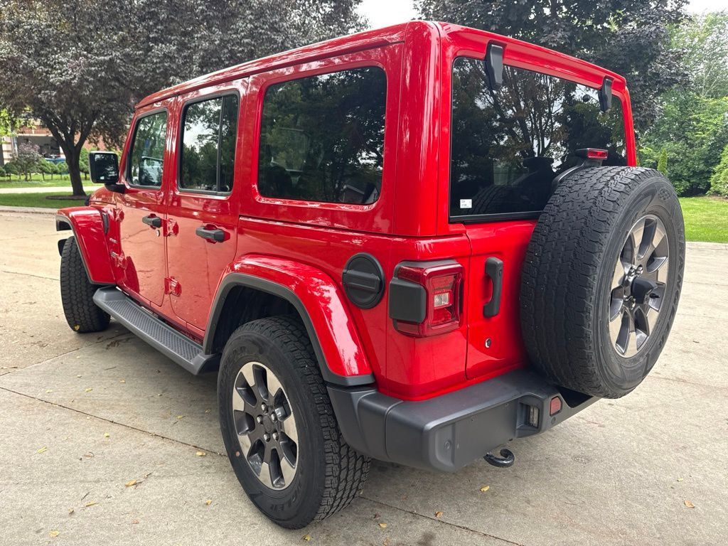 2018 Jeep Wrangler Unlimited Sahara 4x4 - 23075880 - 5