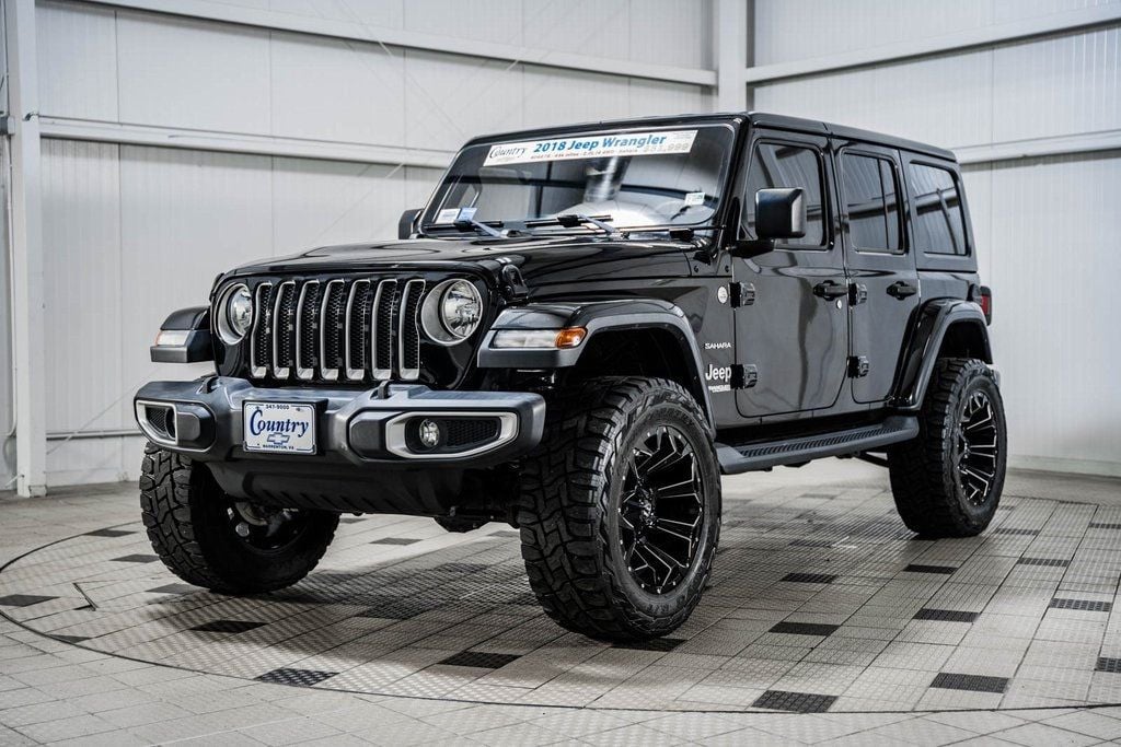 2018 Jeep Wrangler Unlimited Sahara 4x4 - 22769045 - 2