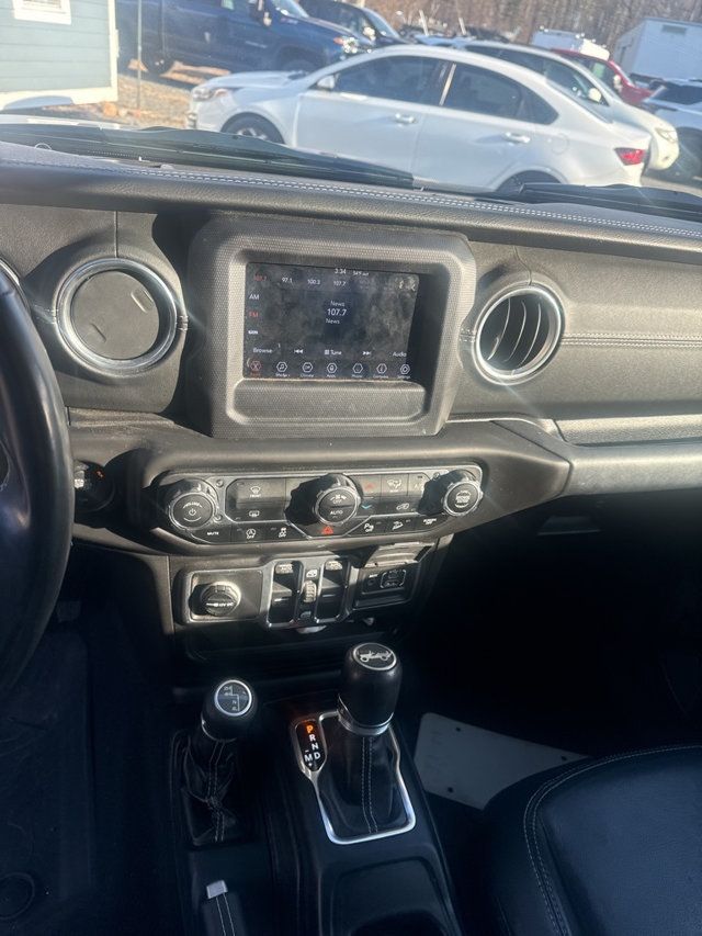 2018 Jeep Wrangler Unlimited Sahara 4x4 - 22969144 - 21