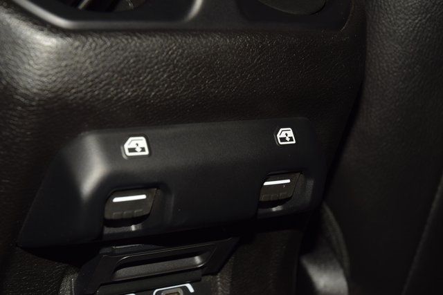 2018 Jeep Wrangler Unlimited Sahara 4x4 - 22969144 - 43