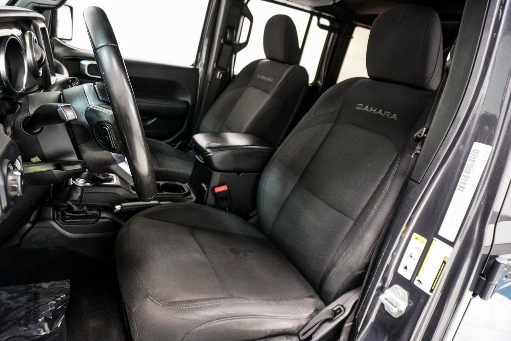 2018 Jeep Wrangler Unlimited Sahara photo 15
