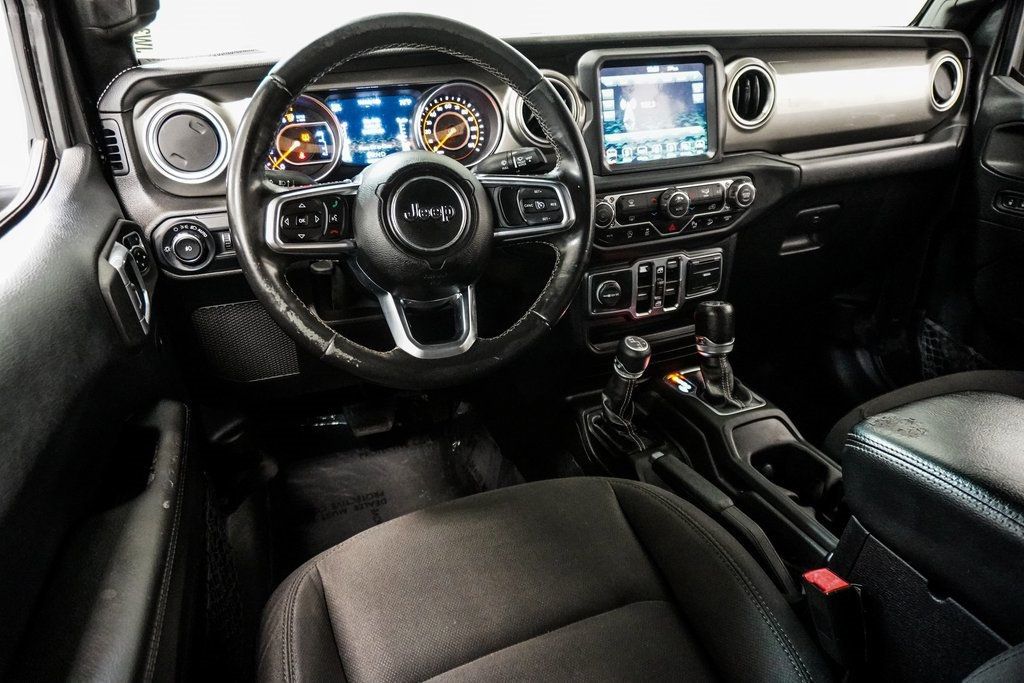 2018 Jeep Wrangler Unlimited Sahara photo 22