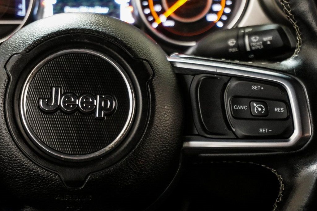 2018 Jeep Wrangler Unlimited Sahara photo 24