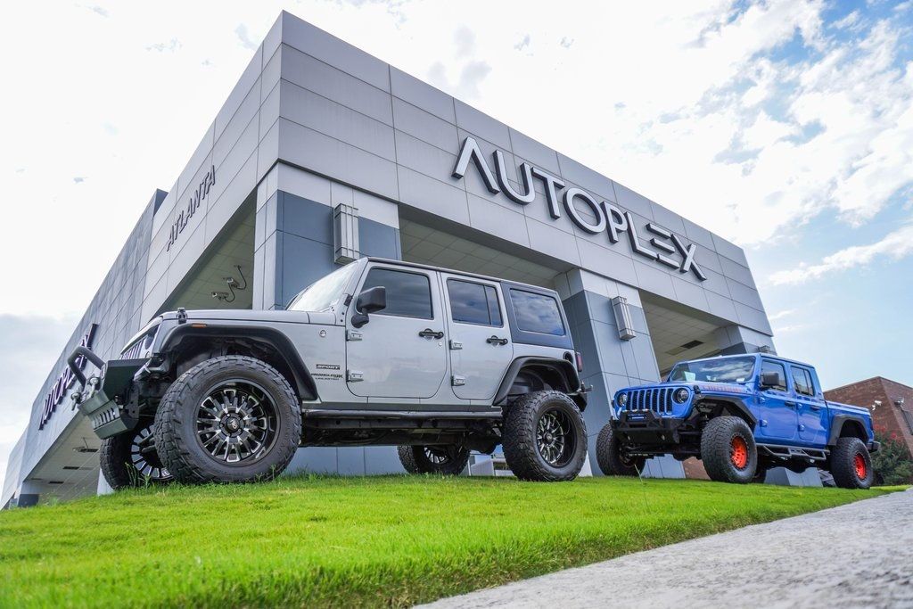 2018 Jeep Wrangler Unlimited Sahara photo 39