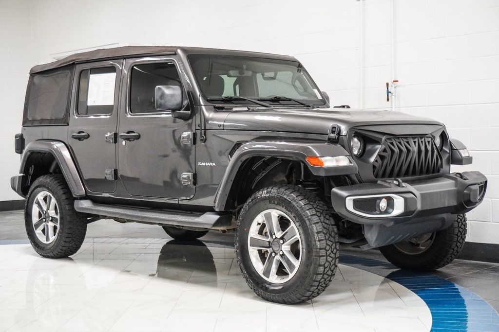 2018 Jeep Wrangler Unlimited Sahara photo 2