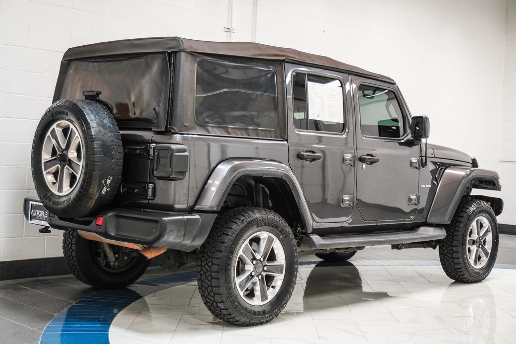 2018 Jeep Wrangler Unlimited Sahara photo 3