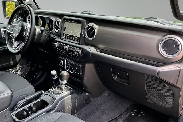 2018 Jeep Wrangler Unlimited Sahara 4x4 - 23054187 - 11