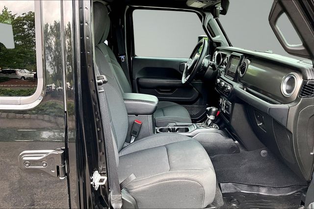 2018 Jeep Wrangler Unlimited Sahara 4x4 - 23054187 - 12