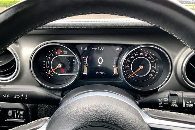 2018 Jeep Wrangler Unlimited Sahara 4x4 - 23054187 - 22