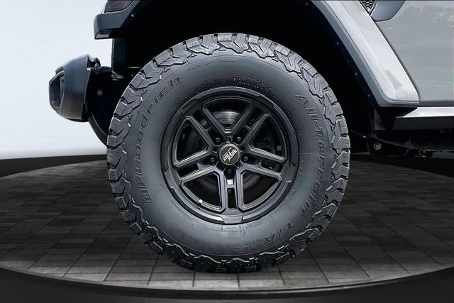 2018 Jeep Wrangler Unlimited Sahara 4x4 - 23070203 - 36