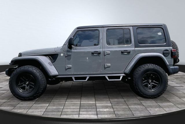2018 Jeep Wrangler Unlimited Sahara 4x4 - 23070203 - 3