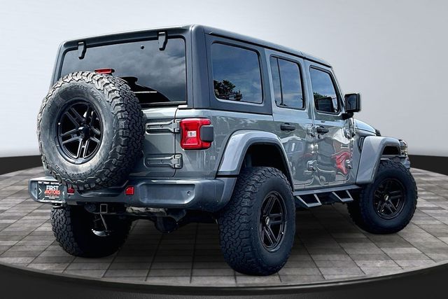 2018 Jeep Wrangler Unlimited Sahara 4x4 - 23070203 - 4