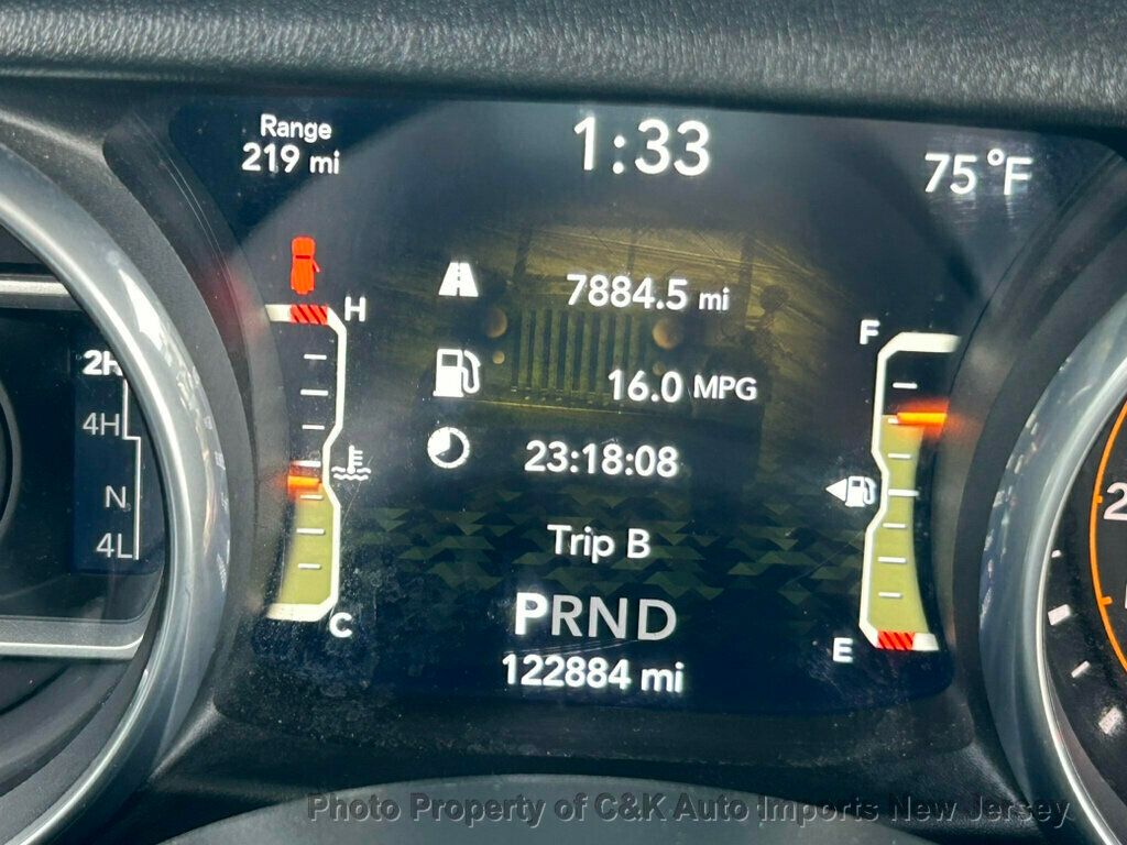 2018 Jeep Wrangler Unlimited Sahara photo 30