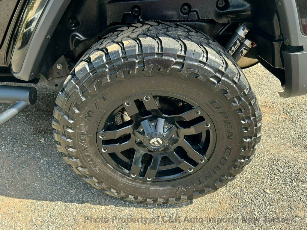2018 Jeep Wrangler Unlimited Sahara photo 49