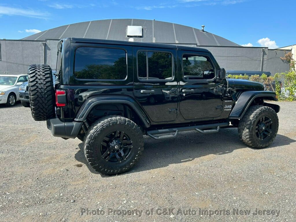 2018 Jeep Wrangler Unlimited Sahara photo 6