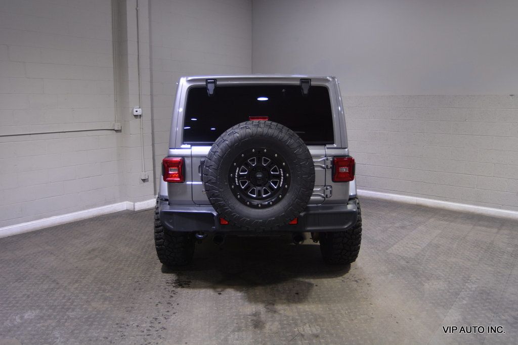 2018 Jeep Wrangler Unlimited Sahara 4x4 - 22689338 - 9