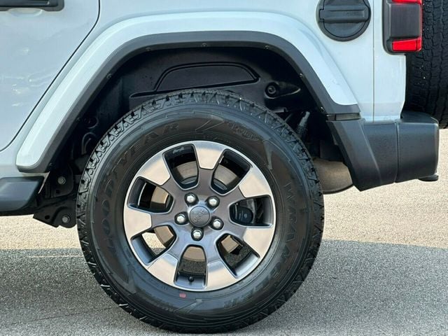 2018 Jeep Wrangler Unlimited Sahara 4x4 - 22588866 - 44