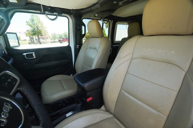2018 Jeep Wrangler Unlimited Sahara 4x4 - 23033508 - 14
