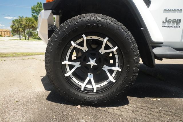 2018 Jeep Wrangler Unlimited Sahara 4x4 - 23033508 - 29