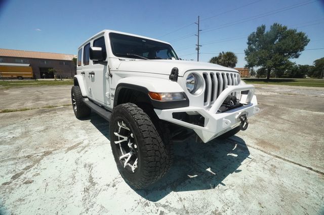 2018 Jeep Wrangler Unlimited Sahara 4x4 - 23033508 - 35