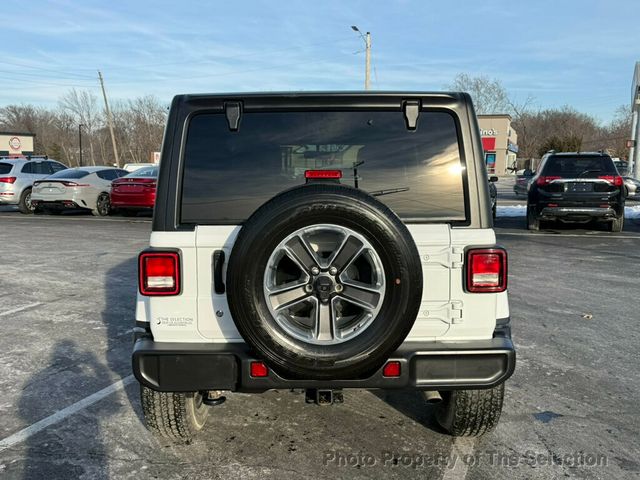 2018 Jeep Wrangler Unlimited SAHARA 4X4 W/ 3-PEICE HARD TOP - 22973887 - 9