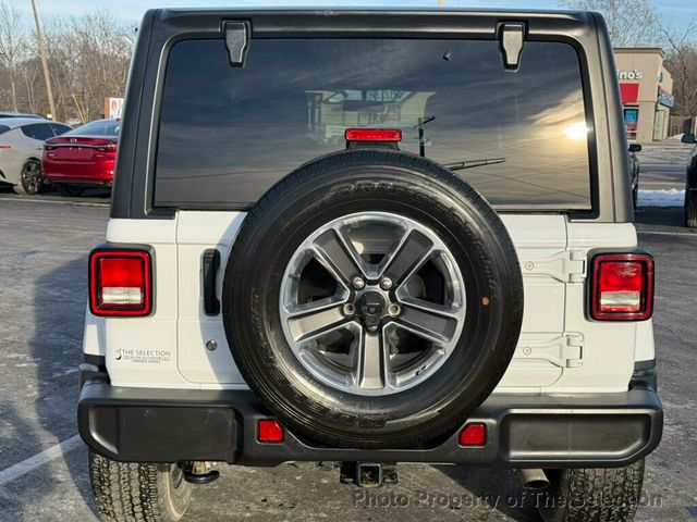 2018 Jeep Wrangler Unlimited SAHARA 4X4 W/ 3-PEICE HARD TOP - 22973887 - 10