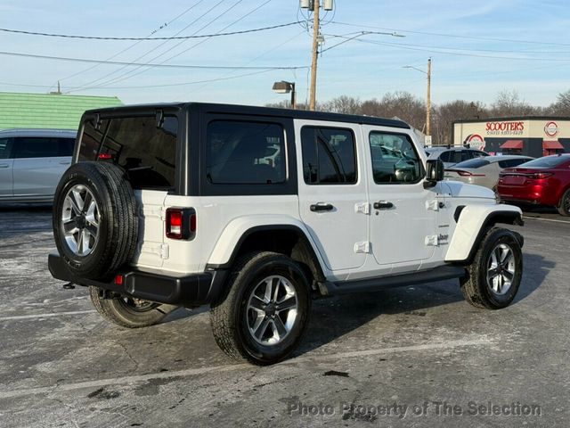 2018 Jeep Wrangler Unlimited SAHARA 4X4 W/ 3-PEICE HARD TOP - 22973887 - 12