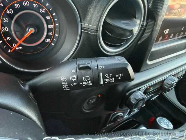 2018 Jeep Wrangler Unlimited SAHARA 4X4 W/ 3-PEICE HARD TOP - 22973887 - 21