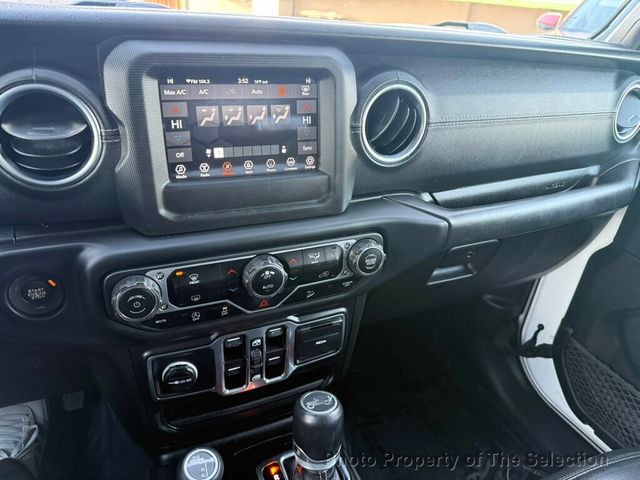 2018 Jeep Wrangler Unlimited SAHARA 4X4 W/ 3-PEICE HARD TOP - 22973887 - 24