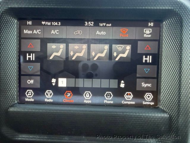 2018 Jeep Wrangler Unlimited SAHARA 4X4 W/ 3-PEICE HARD TOP - 22973887 - 25