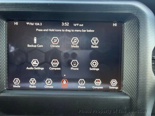 2018 Jeep Wrangler Unlimited SAHARA 4X4 W/ 3-PEICE HARD TOP - 22973887 - 27