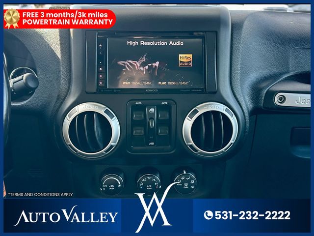 2018 Jeep Wrangler Unlimited Sahara (JK) Sport Utility 4D - 22986177 - 31