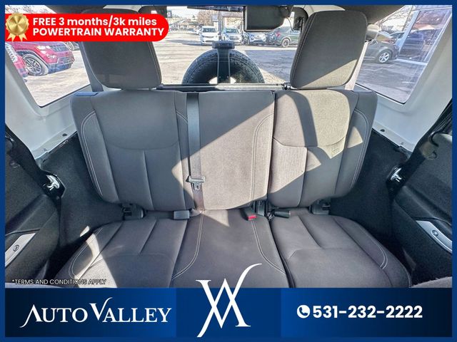 2018 Jeep Wrangler Unlimited Sahara (JK) Sport Utility 4D - 22986177 - 35