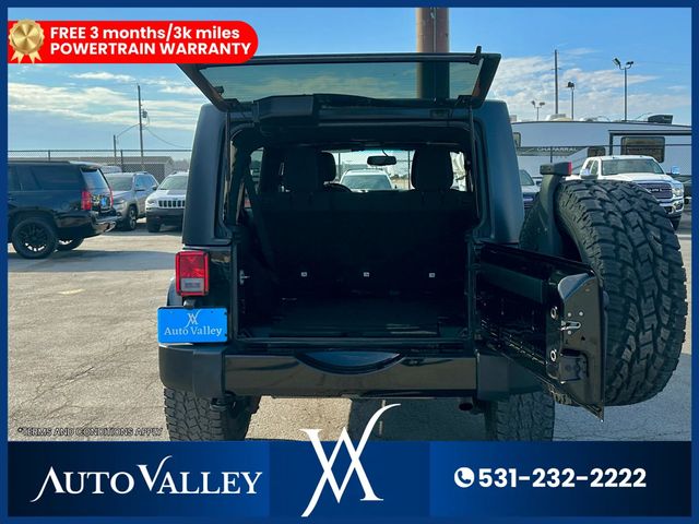 2018 Jeep Wrangler Unlimited Sahara (JK) Sport Utility 4D - 22986177 - 36