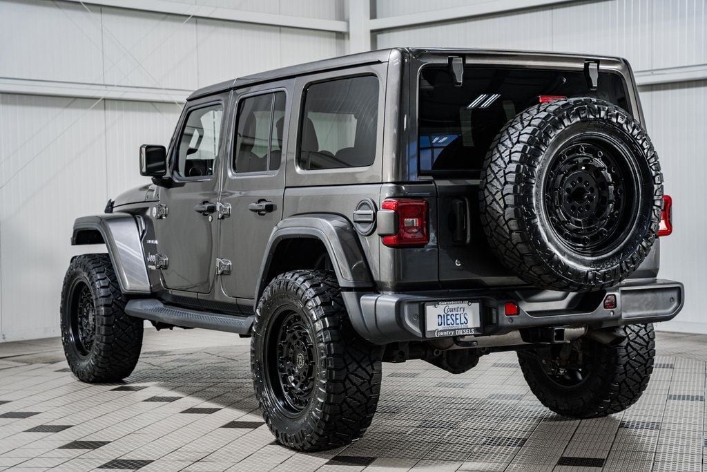 2018 Jeep Wrangler Unlimited Sahara Lifted - 22625901 - 5