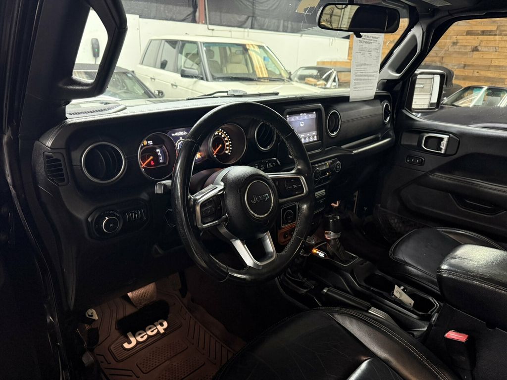 2018 Jeep Wrangler Unlimited Sahara Pkg/LeatherSeats/3" Fox Lift/XRC Front Bumper/Rear Camera - 23074407 - 9
