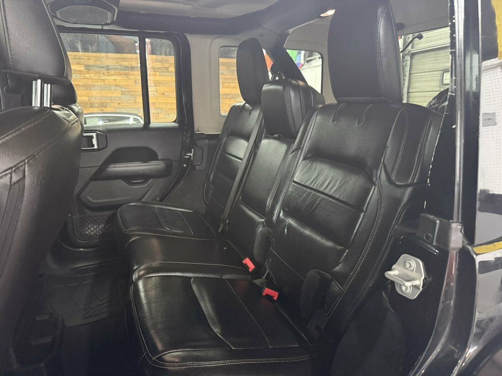 2018 Jeep Wrangler Unlimited Sahara Pkg/LeatherSeats/3" Fox Lift/XRC Front Bumper/Rear Camera - 23074407 - 21