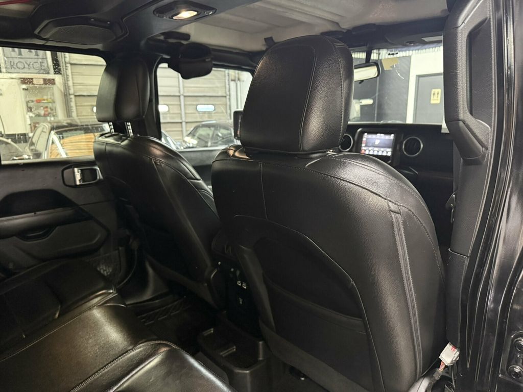 2018 Jeep Wrangler Unlimited Sahara Pkg/LeatherSeats/3" Fox Lift/XRC Front Bumper/Rear Camera - 23074407 - 24