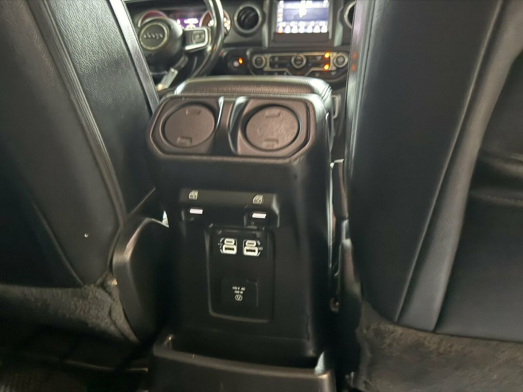 2018 Jeep Wrangler Unlimited Sahara Pkg/LeatherSeats/3" Fox Lift/XRC Front Bumper/Rear Camera - 23074407 - 25